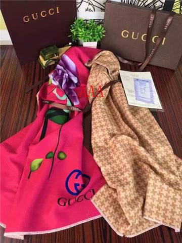 Gucci-Shawl-125