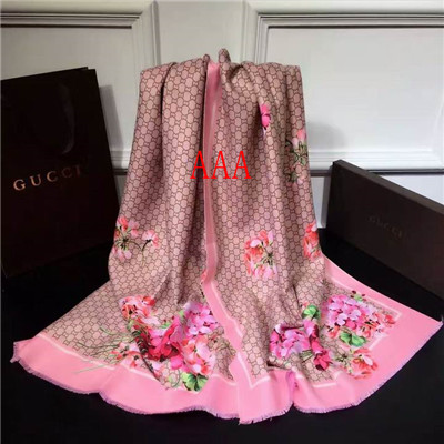 Gucci-Shawl-171