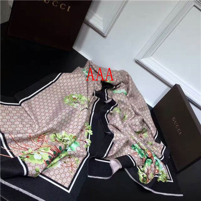 Gucci-Shawl-176
