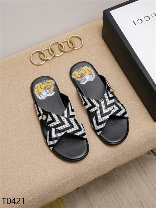 Gucci Sandal(2)-M-227