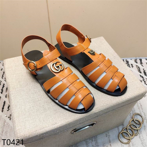 Gucci Sandal(2)-M-240