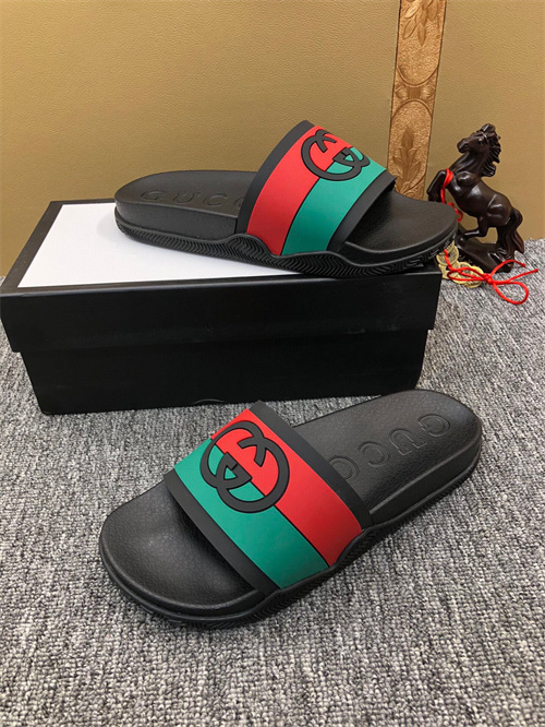 Gucci Sandal(2)-M-377