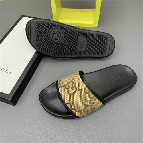 Gucci Sandal-M-525
