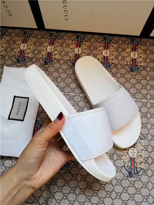 Gucci Sandal(2)-M-119