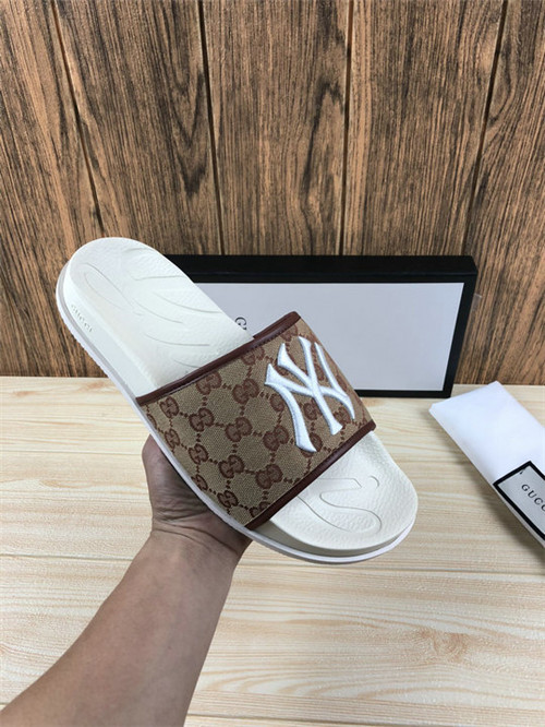 Gucci Sandal(2)-M-160