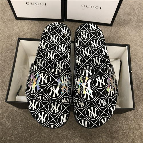 Gucci Sandal(2)-M-209