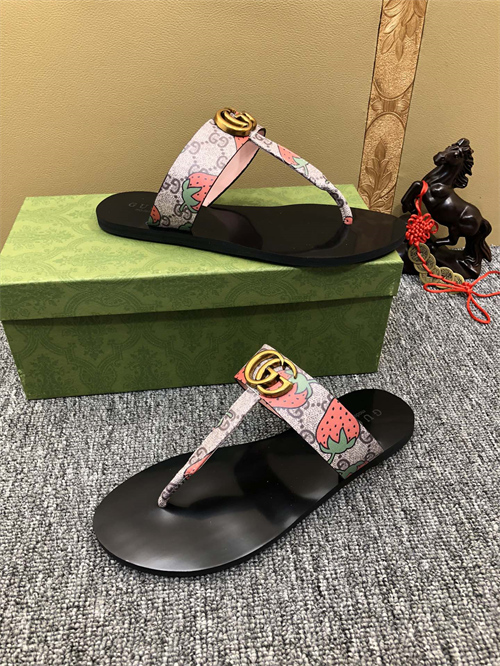 Gucci Sandal-W-225