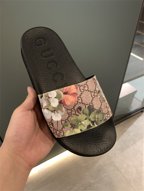 Gucci Sandal-M-295