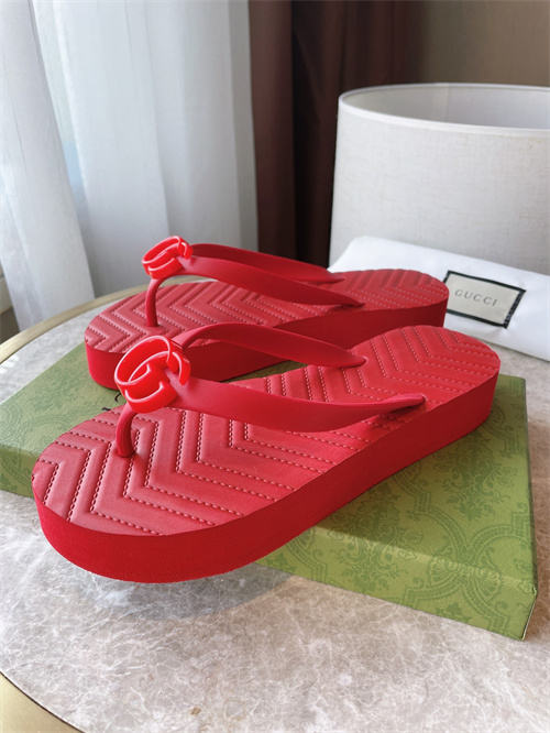Gucci Sandal(2)-M-579