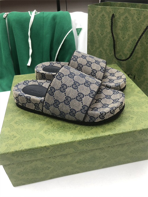 Gucci Sandal-W-480