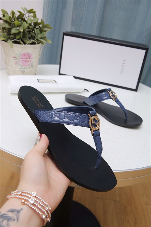Gucci Sandal-W-514