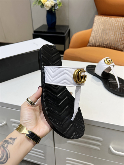 Gucci Sandal(2)-M-628