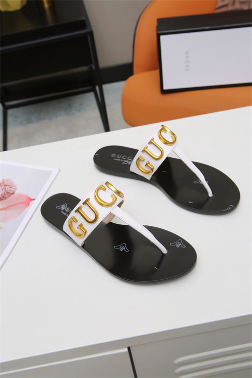 Gucci Sandal-W-522