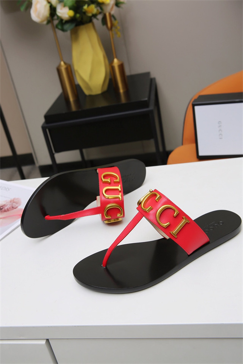 Gucci Sandal-W-525