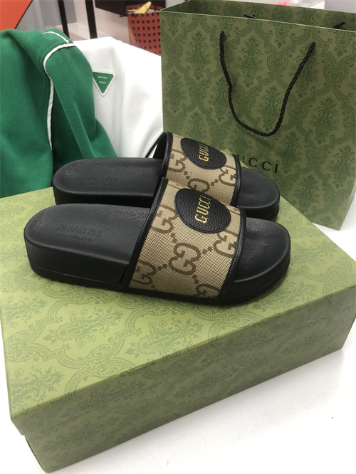 Gucci Sandal(2)-M-647