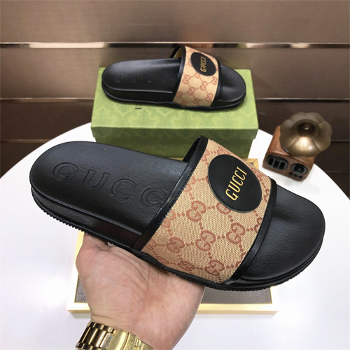 Gucci Sandal(2)-M-719
