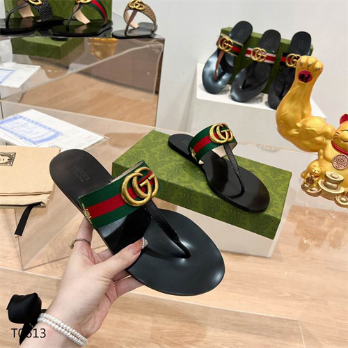Gucci Sandal-W-636
