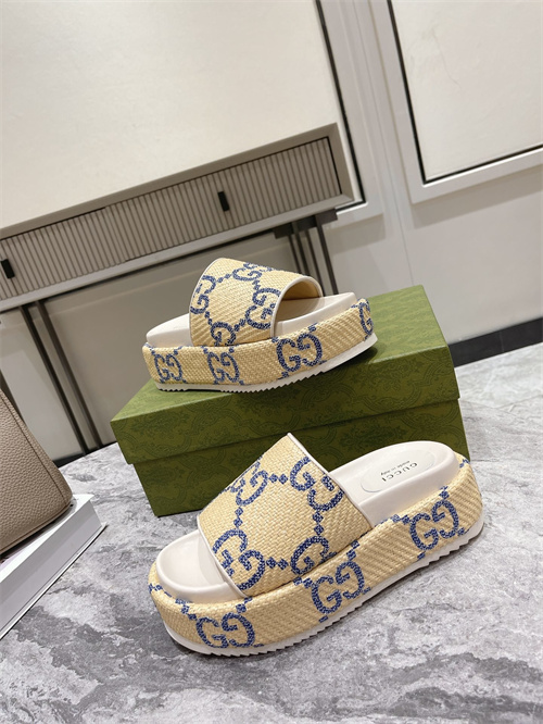 Gucci Sandal(2)-M-773