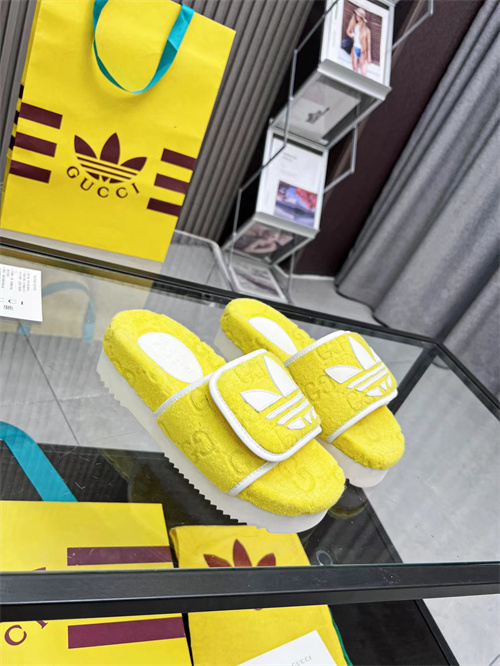 Gucci Sandal(2)-M-807