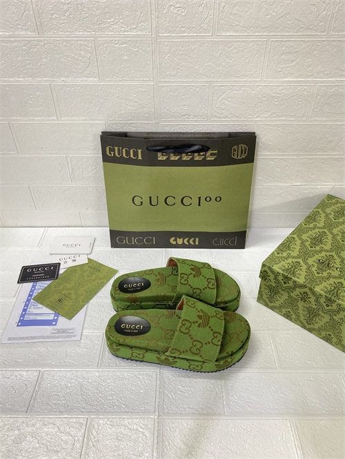 Gucci Sandal-W-698