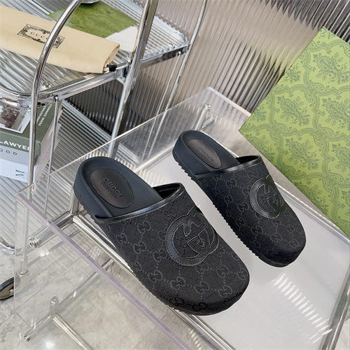 Gucci Sandal(2)-M-847