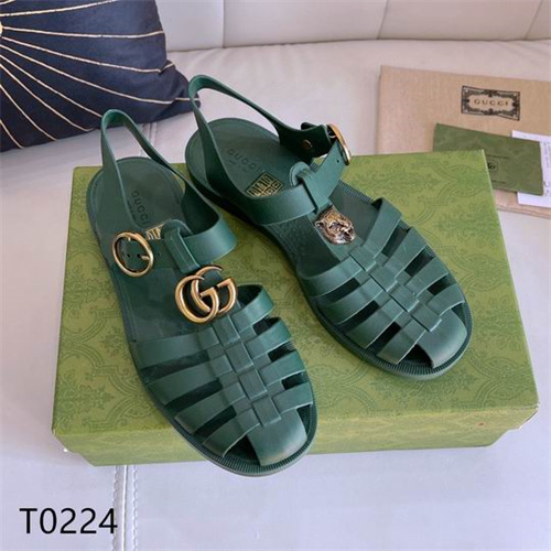 Gucci Sandal(2)-M-879