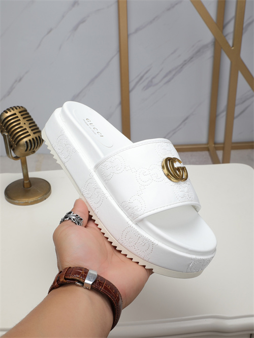 Gucci Sandal(2)-M-924