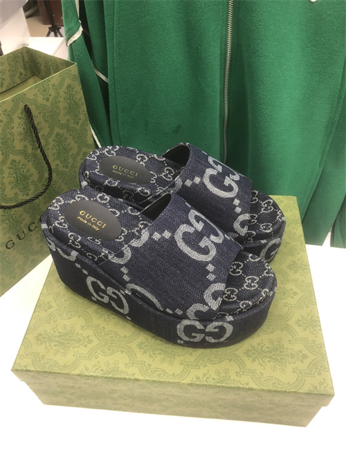 Gucci Sandal(AAA)-W-234