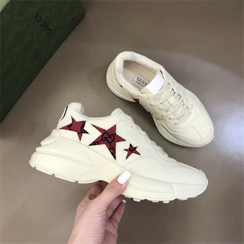 Gucci Clunky Sneaker-128