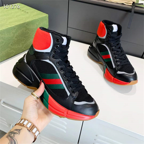 Gucci Clunky Sneaker-157