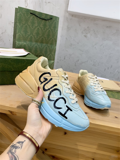 Gucci Clunky Sneaker-160