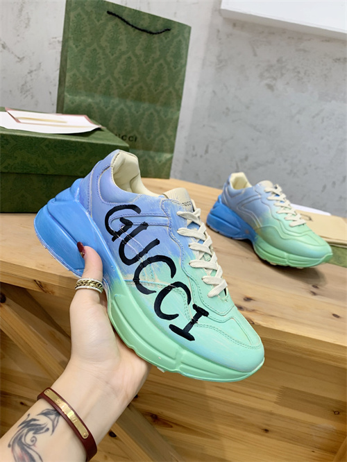 Gucci Clunky Sneaker-168