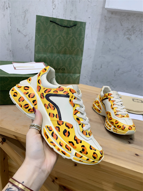 Gucci Clunky Sneaker-175