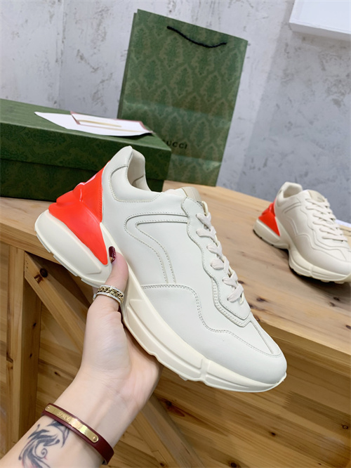 Gucci Clunky Sneaker-178