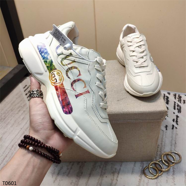 Gucci Clunky Sneaker-021