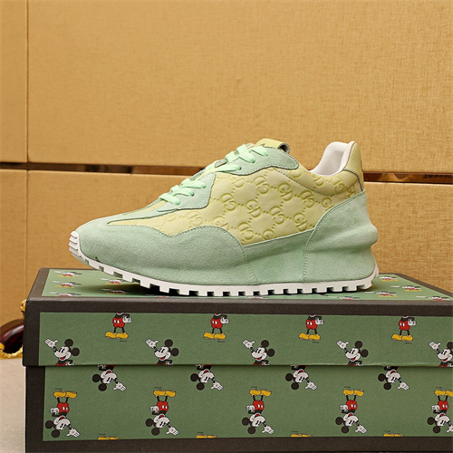 Gucci Clunky Sneaker-211