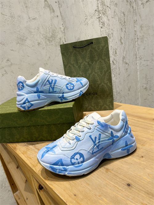 Gucci Clunky Sneaker-225