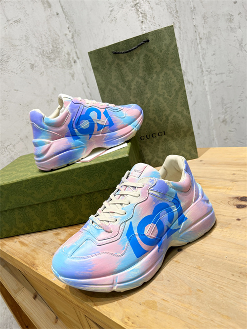 Gucci Clunky Sneaker-228