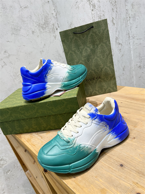 Gucci Clunky Sneaker-248