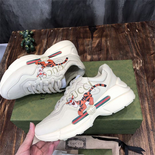 Gucci Clunky Sneaker-297