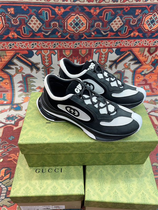 Gucci Clunky Sneaker-0439
