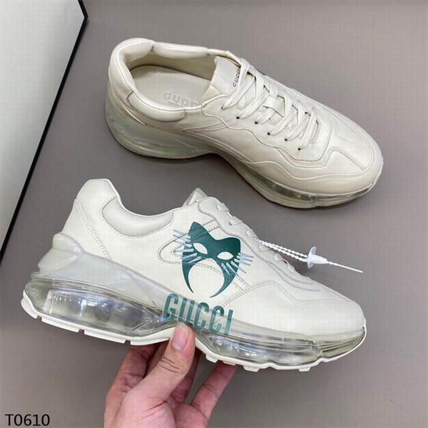 Gucci Clunky Sneaker-046