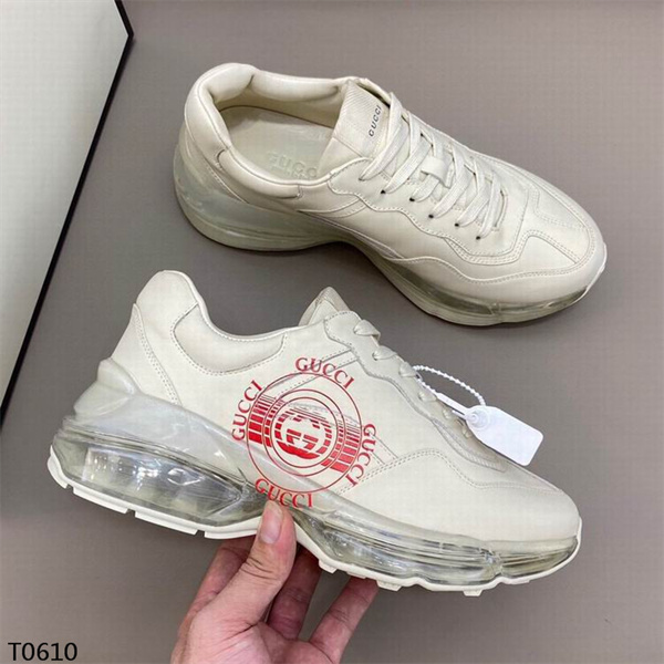 Gucci Clunky Sneaker-047