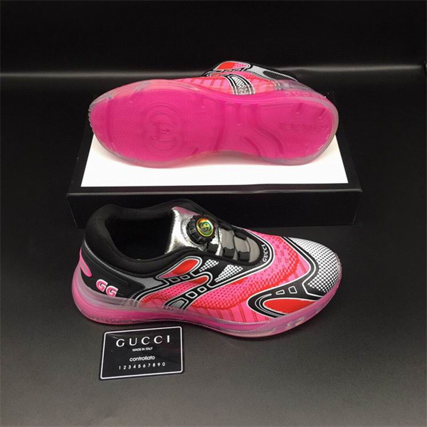 Gucci Clunky Sneaker-056