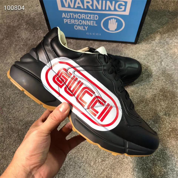 Gucci Clunky Sneaker-087