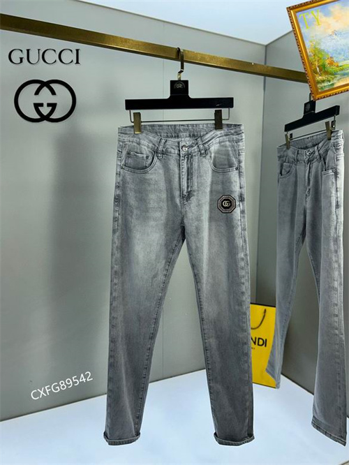 Gucci Jeans-M-043