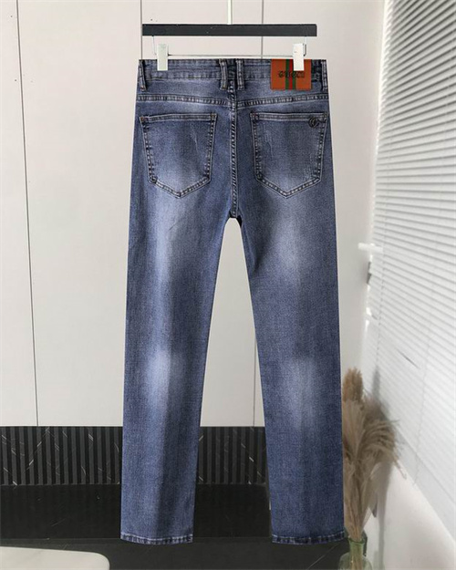 Gucci Jeans-M-006