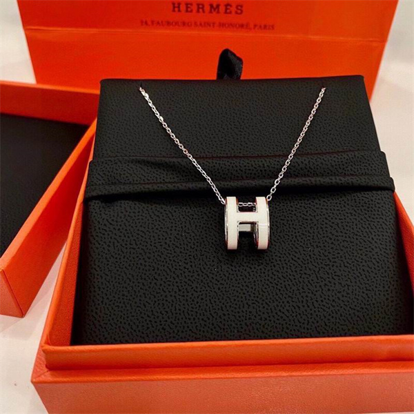 Hermes Necklace-038