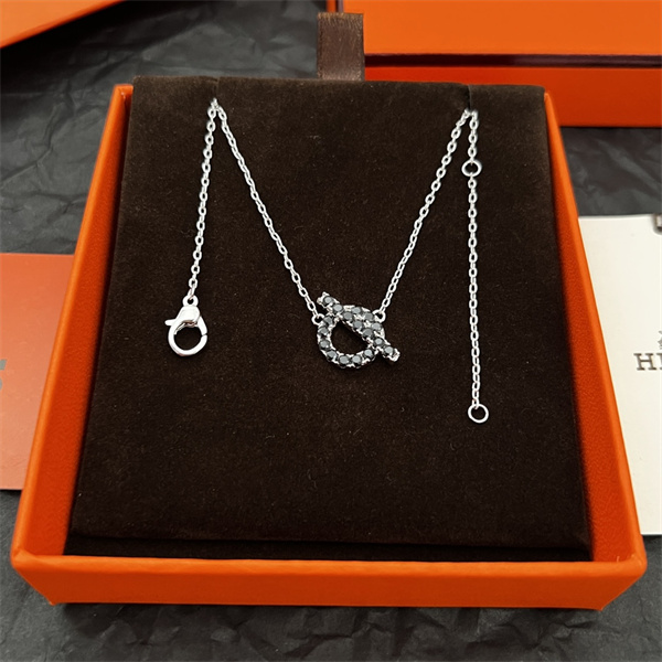 Hermes Necklace-072