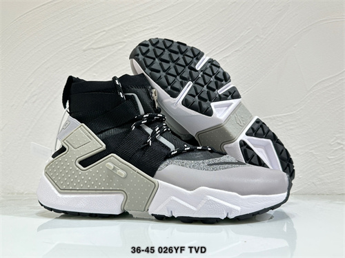 Nike Air Huarache Gripp QS-0001